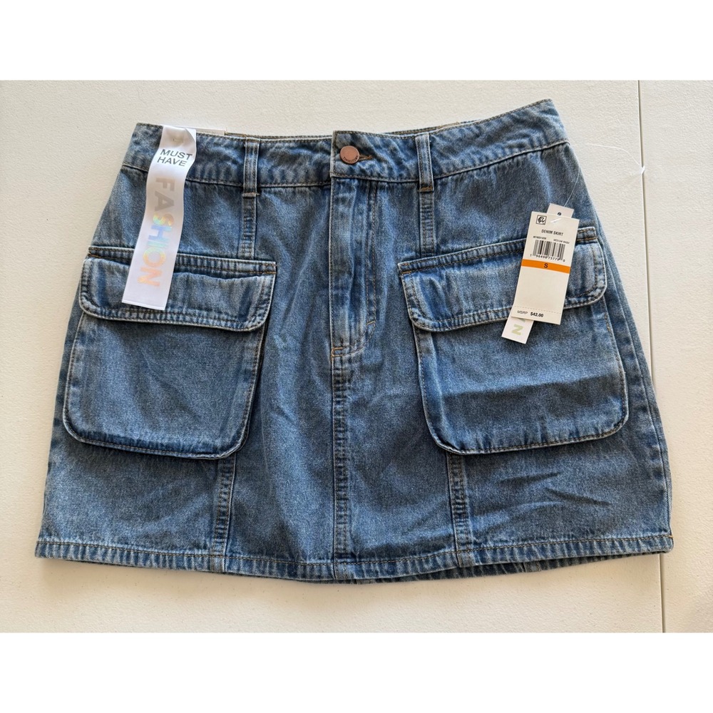 Tinseltown Blue Denim Cargo  mini Skirt Size S Summer Beach Collegiate